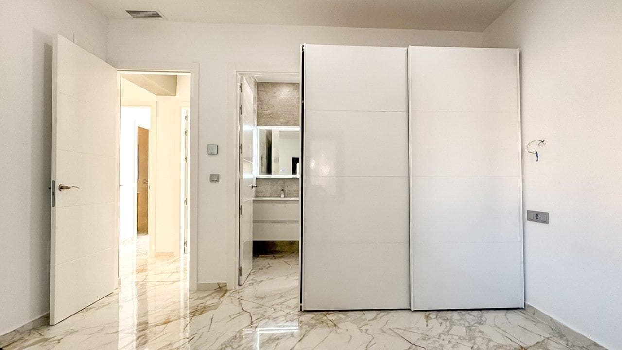 4 bedroom Villa for sale in Los Balcones with pool - € 995,000 (Ref: 9514126)