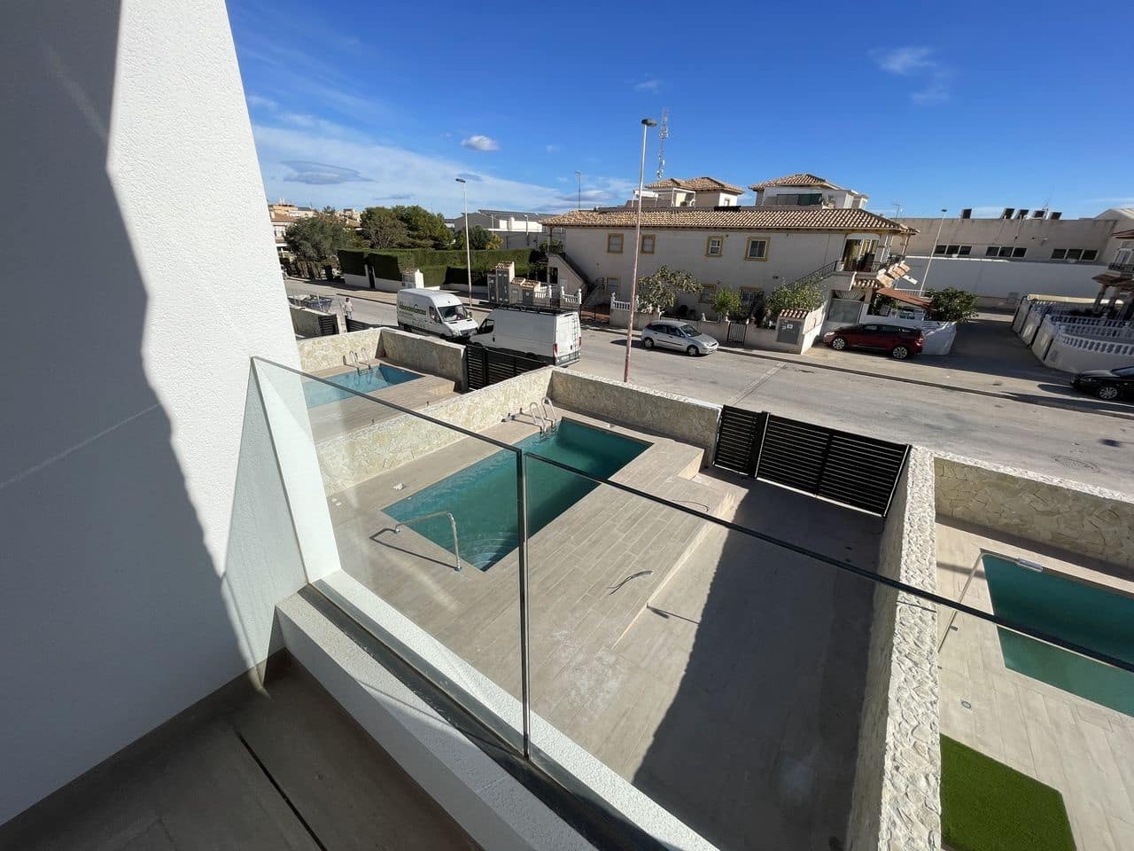 4 bedroom Apartment for sale in Pilar de la Horadada with garage - € 575,000 (Ref: 9514133)