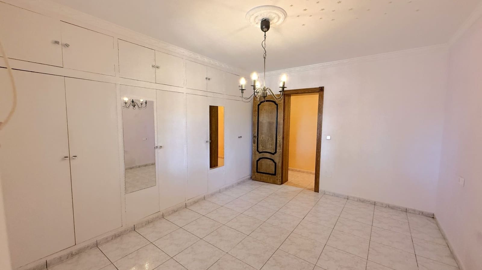 4 Zimmer Villa zu verkaufen in Pinar de Campoverde mit Garage - 480.000 € (Ref: 9514135)