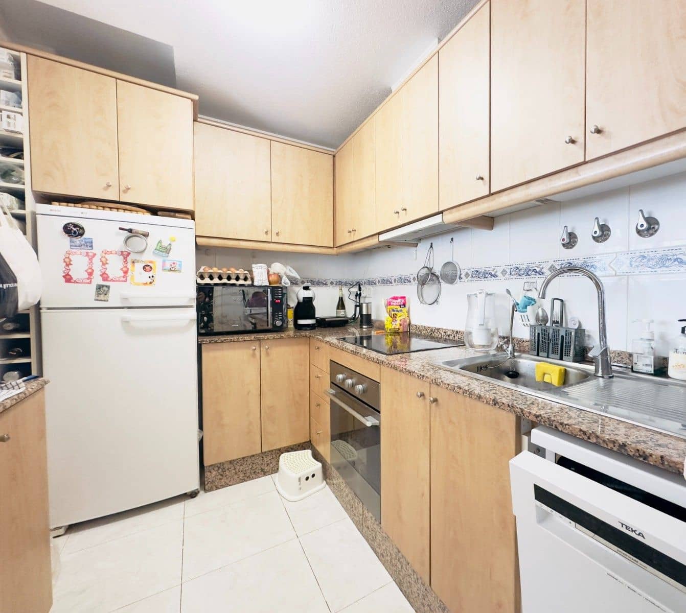 3 soveværelse Villa til salg i La Florida med swimmingpool garage - € 340.000 (Ref: 9514137)