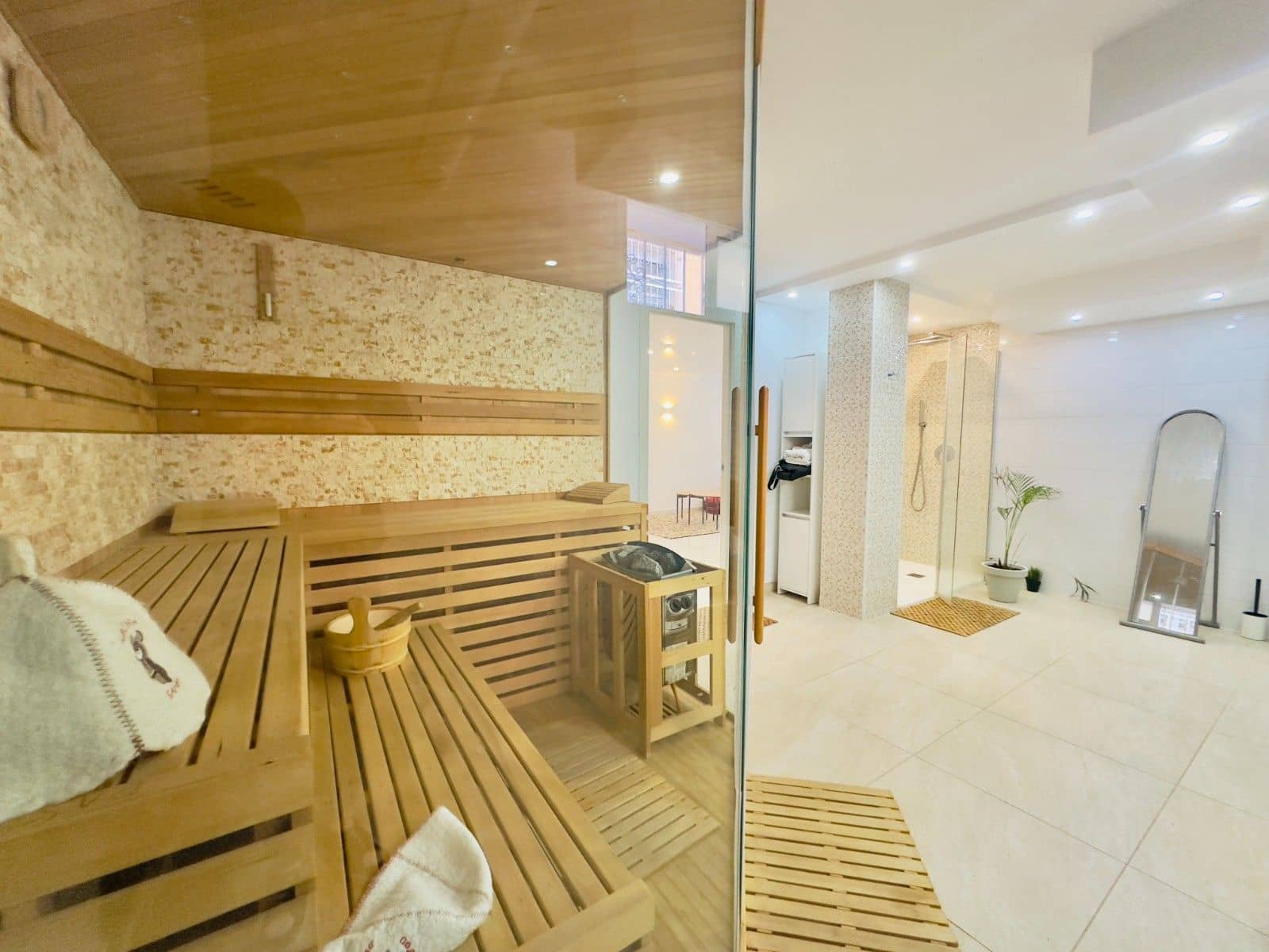 3 soveværelse Villa til salg i La Florida med swimmingpool garage - € 340.000 (Ref: 9514137)