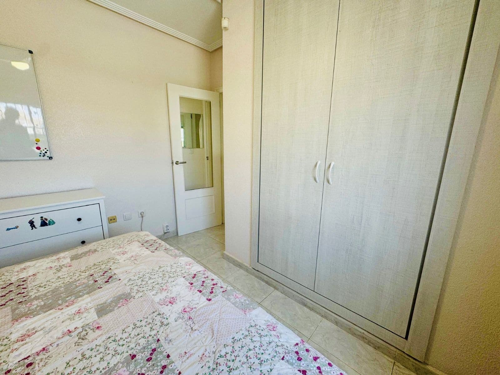 3 soveværelse Villa til salg i La Florida med swimmingpool garage - € 340.000 (Ref: 9514137)