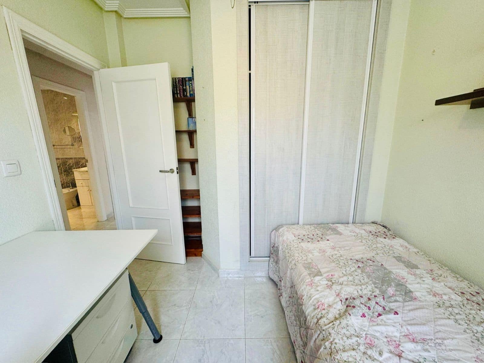 3 soveværelse Villa til salg i La Florida med swimmingpool garage - € 340.000 (Ref: 9514137)