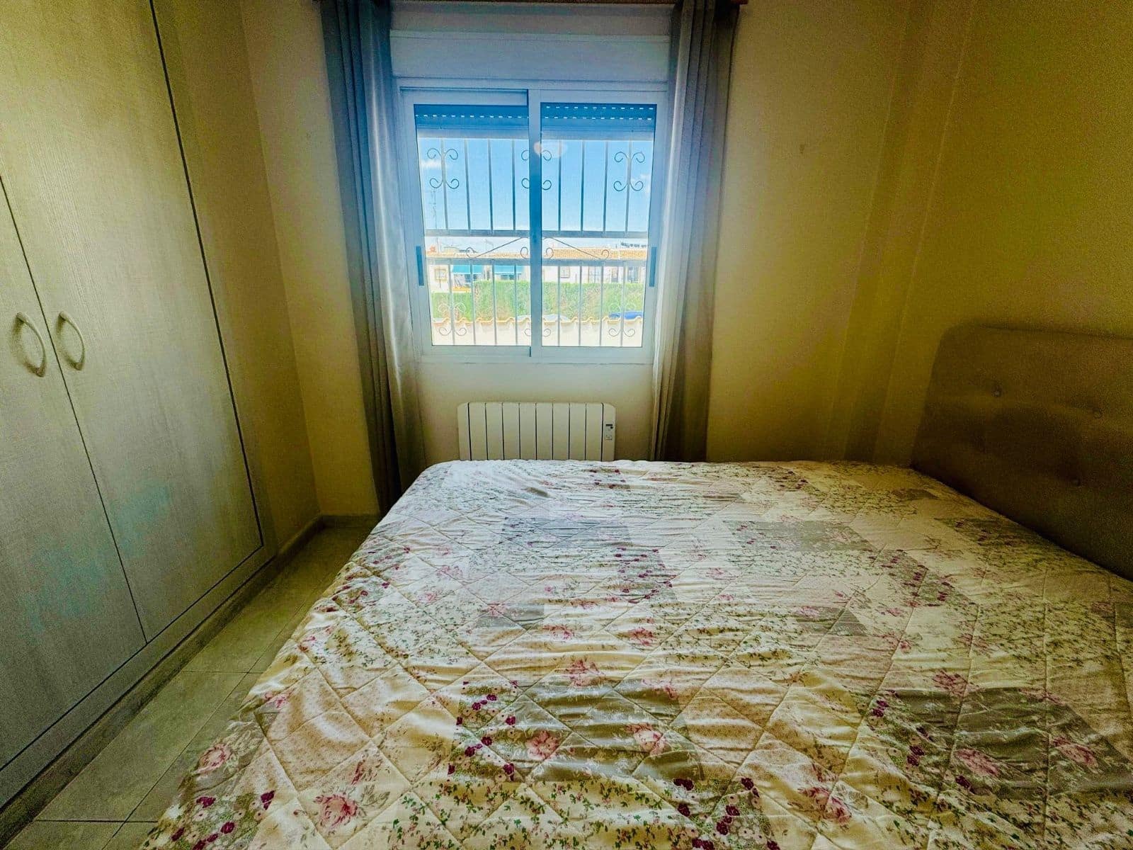 3 soveværelse Villa til salg i La Florida med swimmingpool garage - € 340.000 (Ref: 9514137)