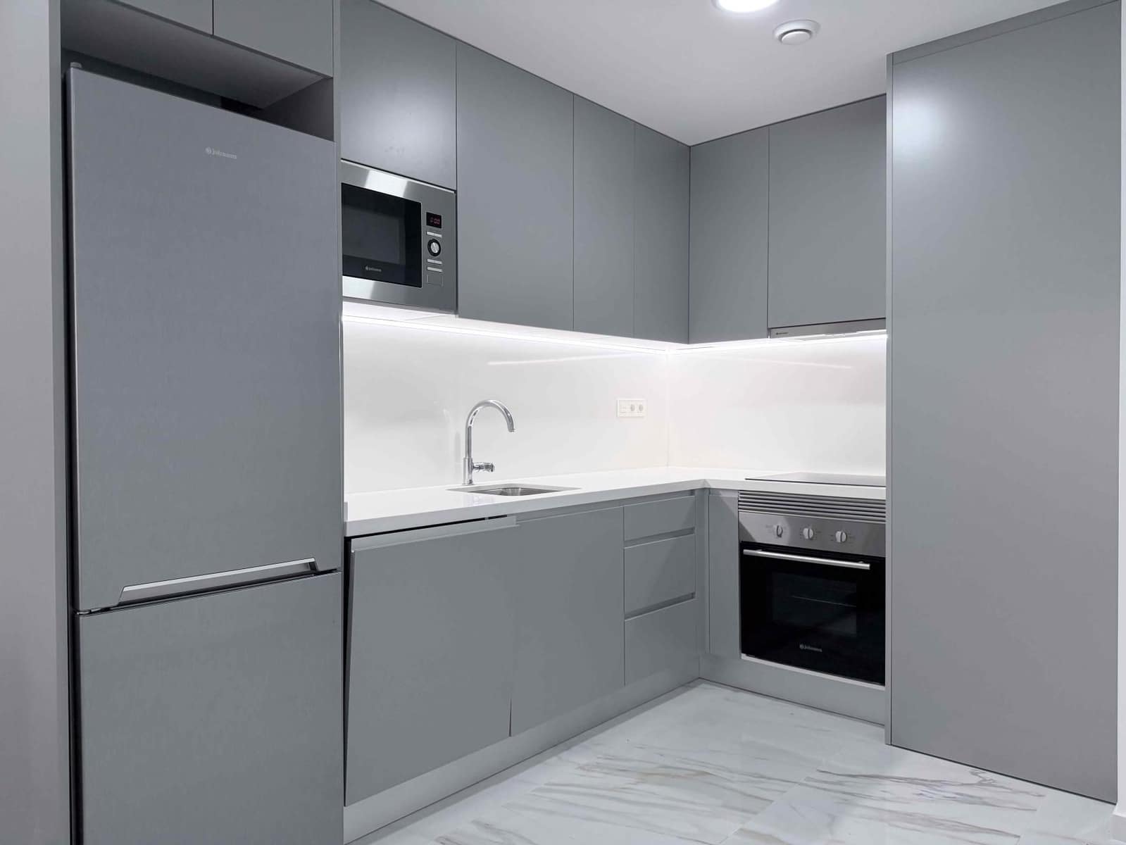 2 Zimmer Apartment zu verkaufen in Torrevieja - 239.000 € (Ref: 9514152)