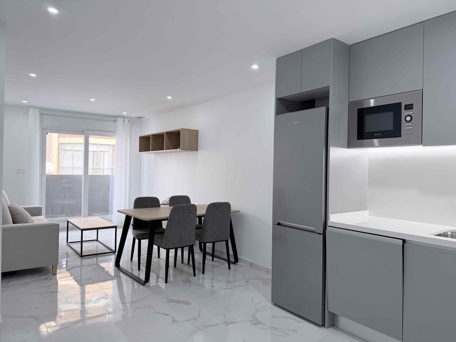 2 Zimmer Apartment zu verkaufen in Torrevieja - 239.000 € (Ref: 9514152)