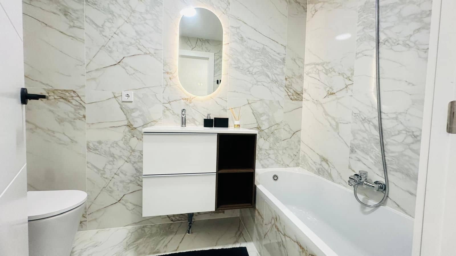 Apartamento de 3 habitaciones en Torrevieja en venta - 199.900 € (Ref: 9514158)