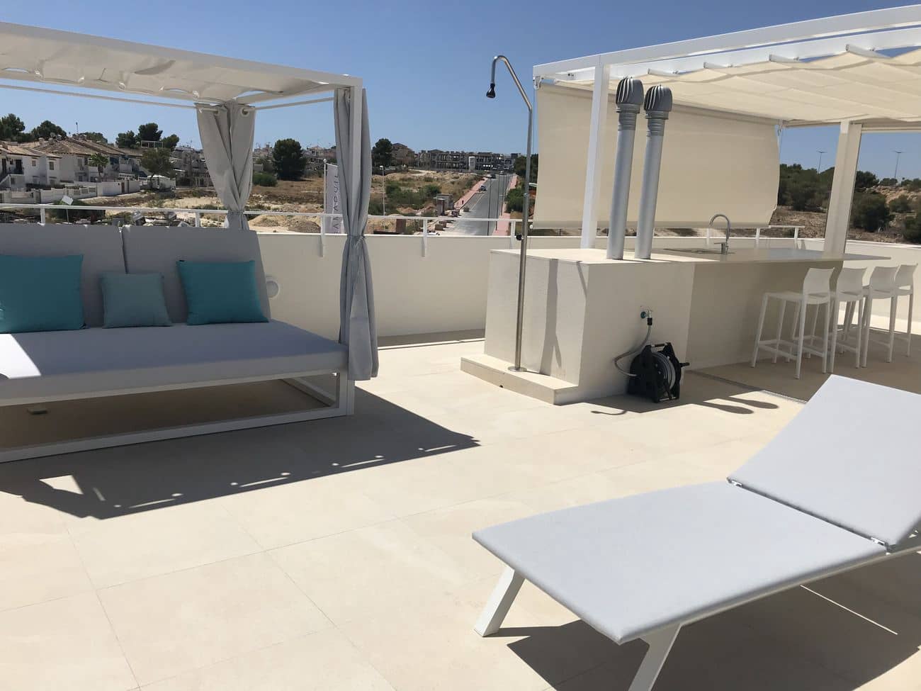 3 soveværelse Penthouse til salg i Torrevieja med swimmingpool - € 360.000 (Ref: 9514168)