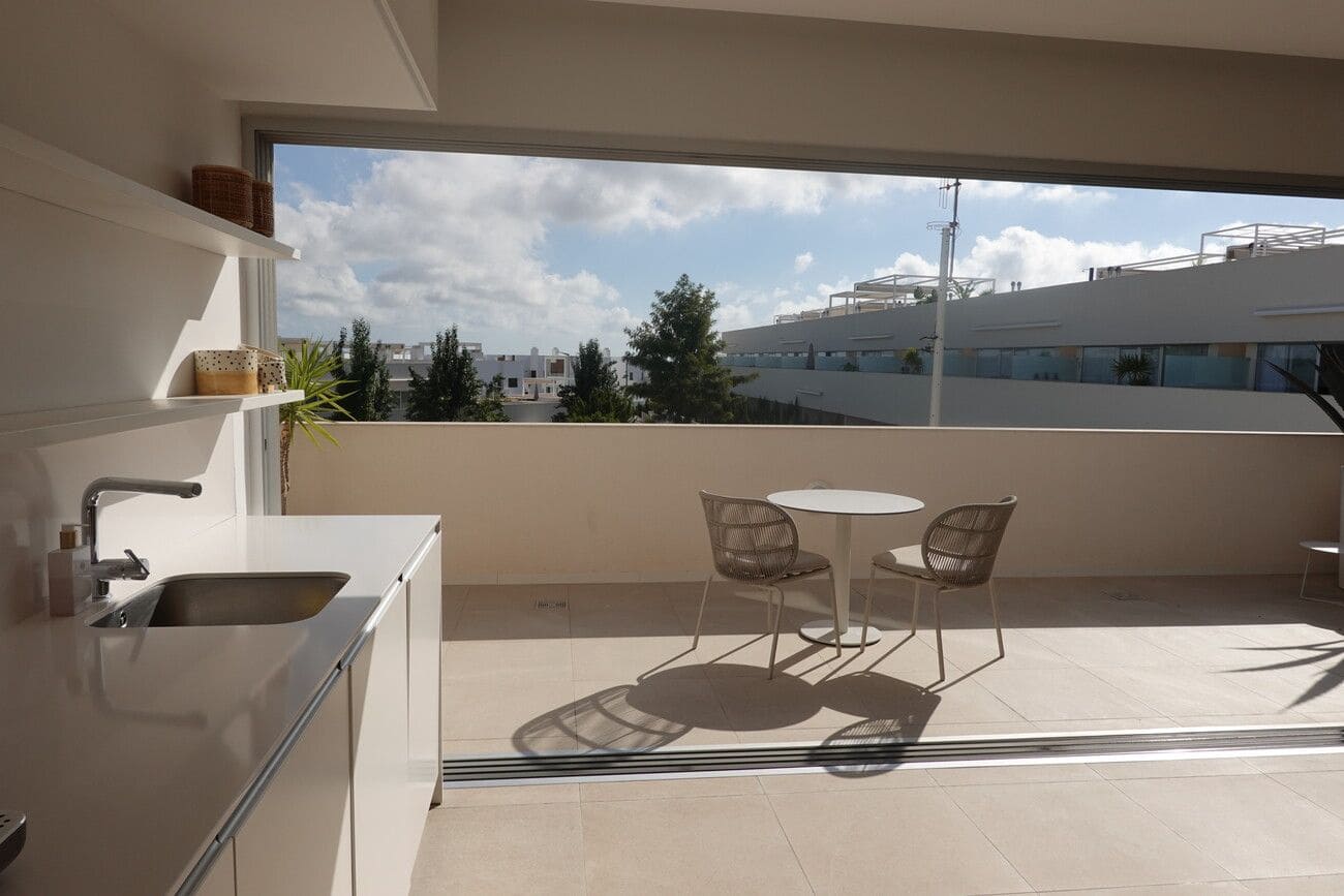 3 soveværelse Penthouse til salg i Torrevieja med swimmingpool - € 360.000 (Ref: 9514168)