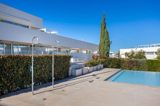 3 bedroom Penthouse for sale in Centro, Torrevieja with pool - € 340,000 (Ref: 9514169)