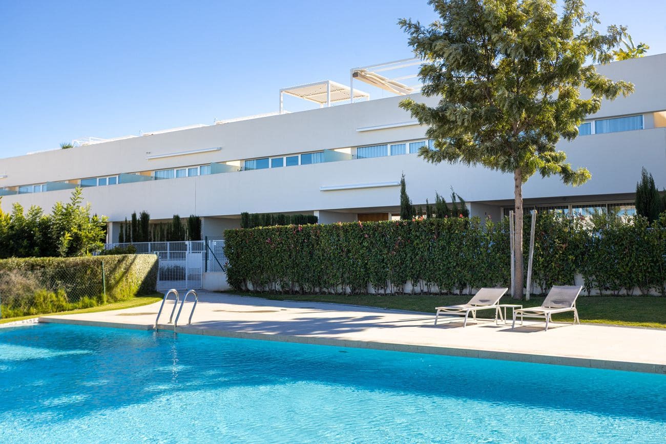 3 bedroom Penthouse for sale in Torrevieja with pool - € 340,000 (Ref: 9514169)