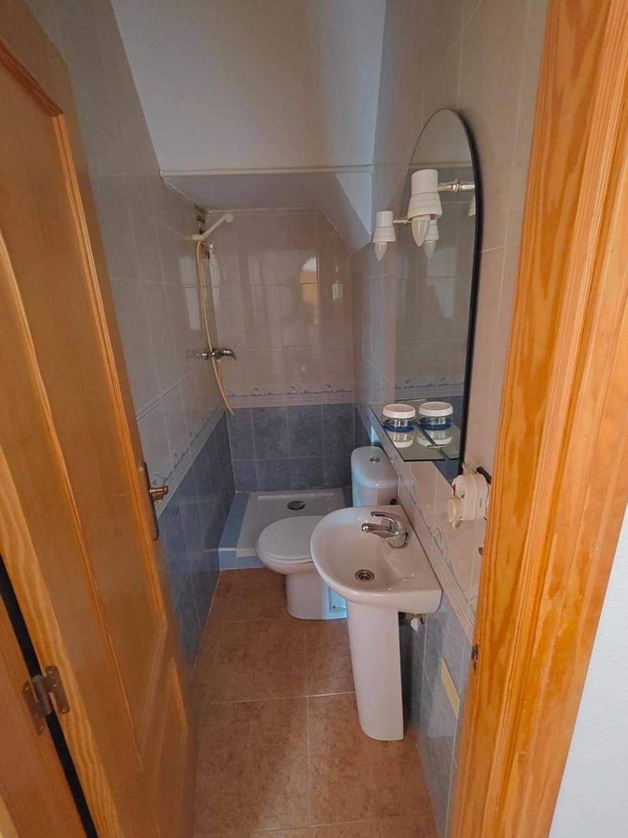 3 bedroom Apartment for sale in Los Montesinos with pool - € 185,000 (Ref: 9514179)