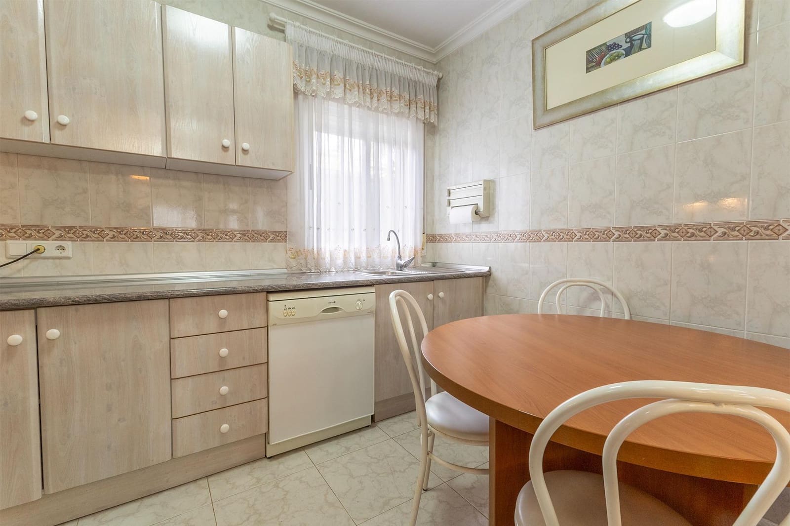 5 bedroom Villa for sale in Dona Pepa with pool - € 649,000 (Ref: 9514182)