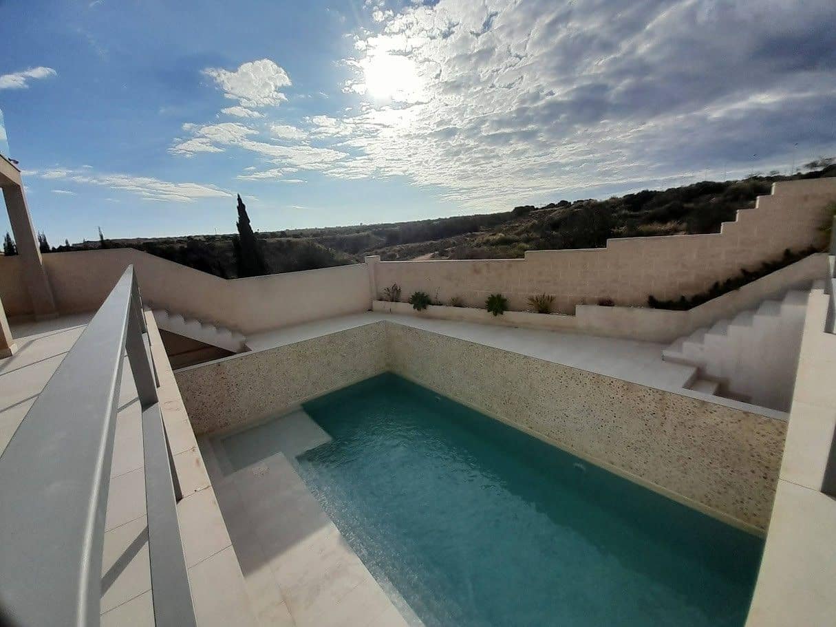 4 chambre Villa/Maison à vendre à Gran Alacant avec piscine - 599 000 € (Ref: 9514198)