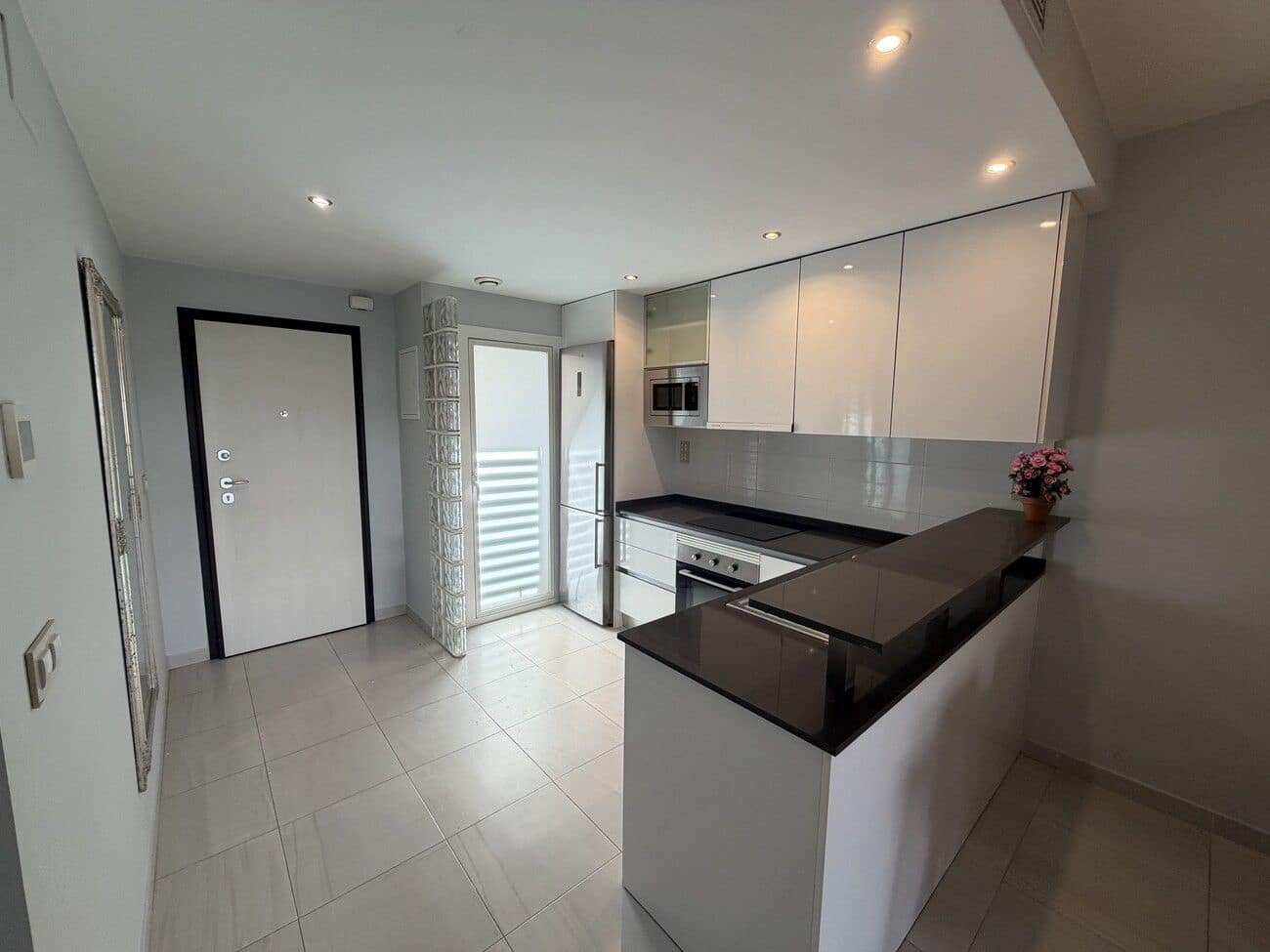 2 soverom Leilighet til salgs i La Zenia med svømmebasseng - € 275 000 (Ref: 9514203)