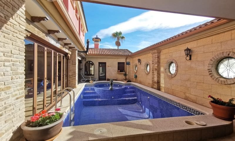 4 chambre Villa/Maison à vendre à San Miguel de Salinas avec garage - 1 450 000 € (Ref: 9514274)