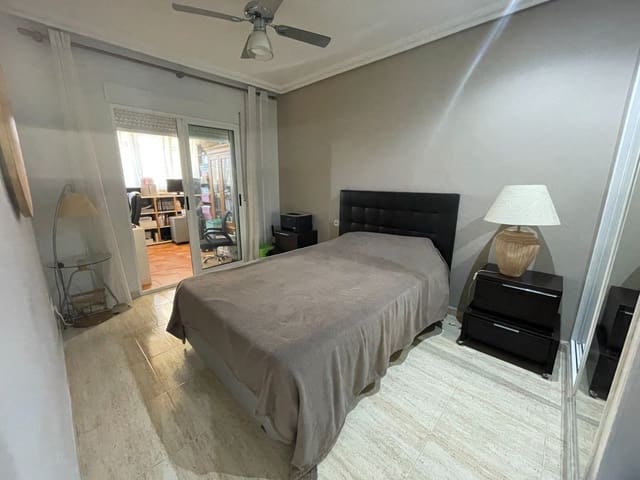 4 makuuhuone Huvila myytävänä paikassa Guardamar del Segura - 410 000 € (Ref: 9514305)