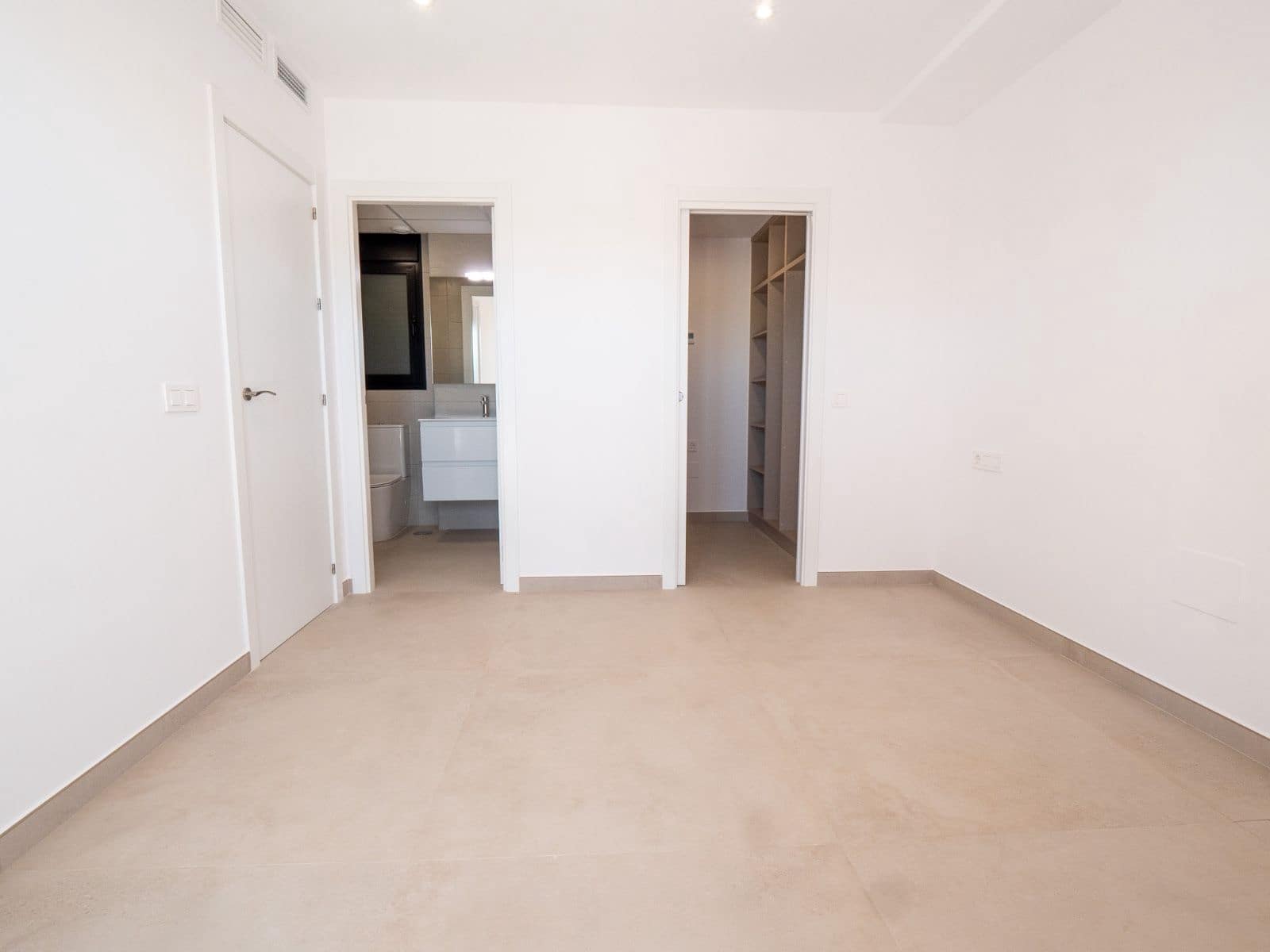 5 bedroom Villa for sale in La Manga del Mar Menor with pool garage - € 1,350,000 (Ref: 9514307)