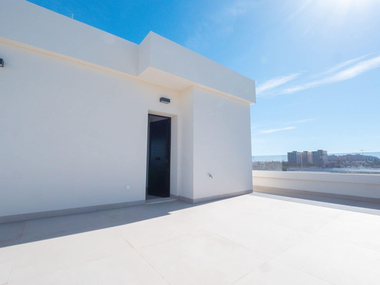 5 bedroom Villa for sale in La Manga del Mar Menor with pool garage - € 1,350,000 (Ref: 9514307)