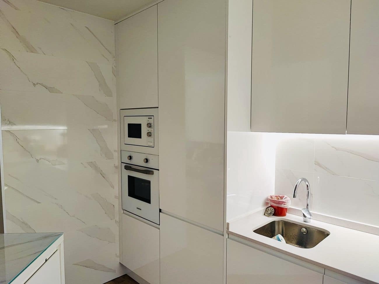 2 bedroom Apartment for sale in Torrevieja - € 185,000 (Ref: 9514311)