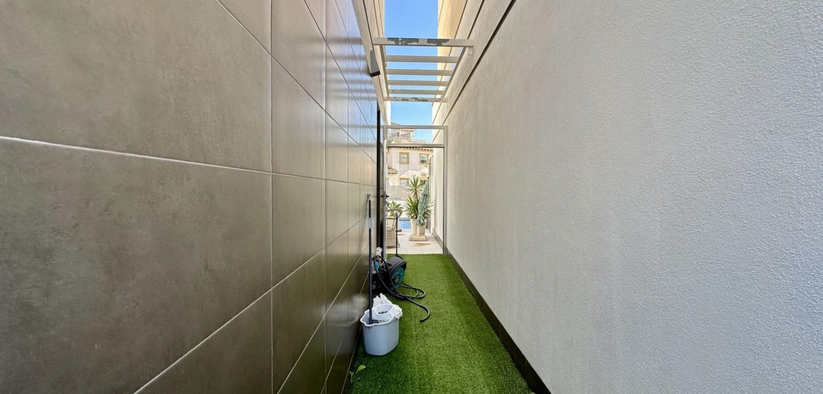 3 sypialnia Willa na sprzedaż w Orihuela Costa z basenem - 389 000 € (Ref: 9514338)