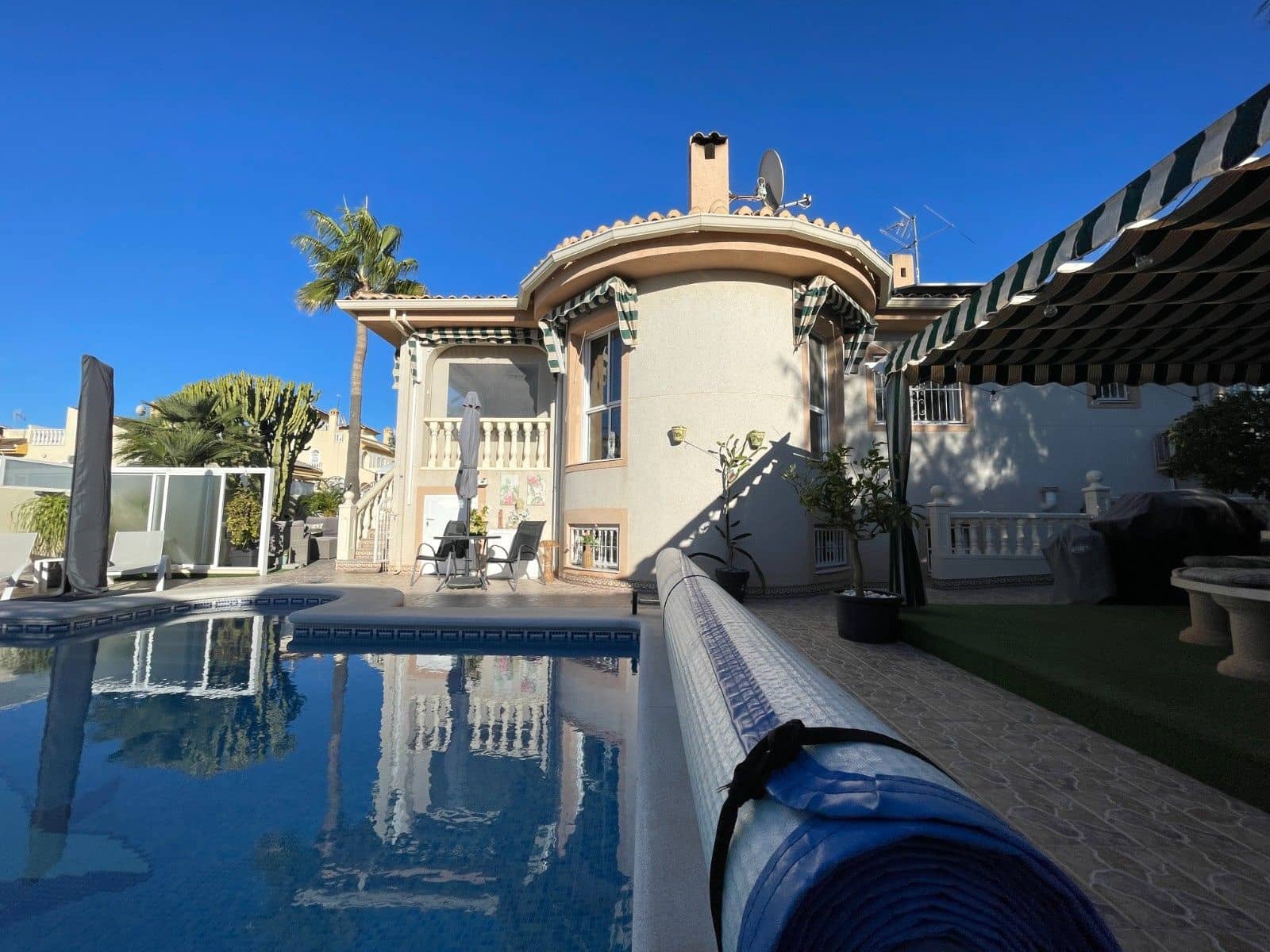 5 bedroom Villa for sale in Benejuzar - € 498,000 (Ref: 9514340)