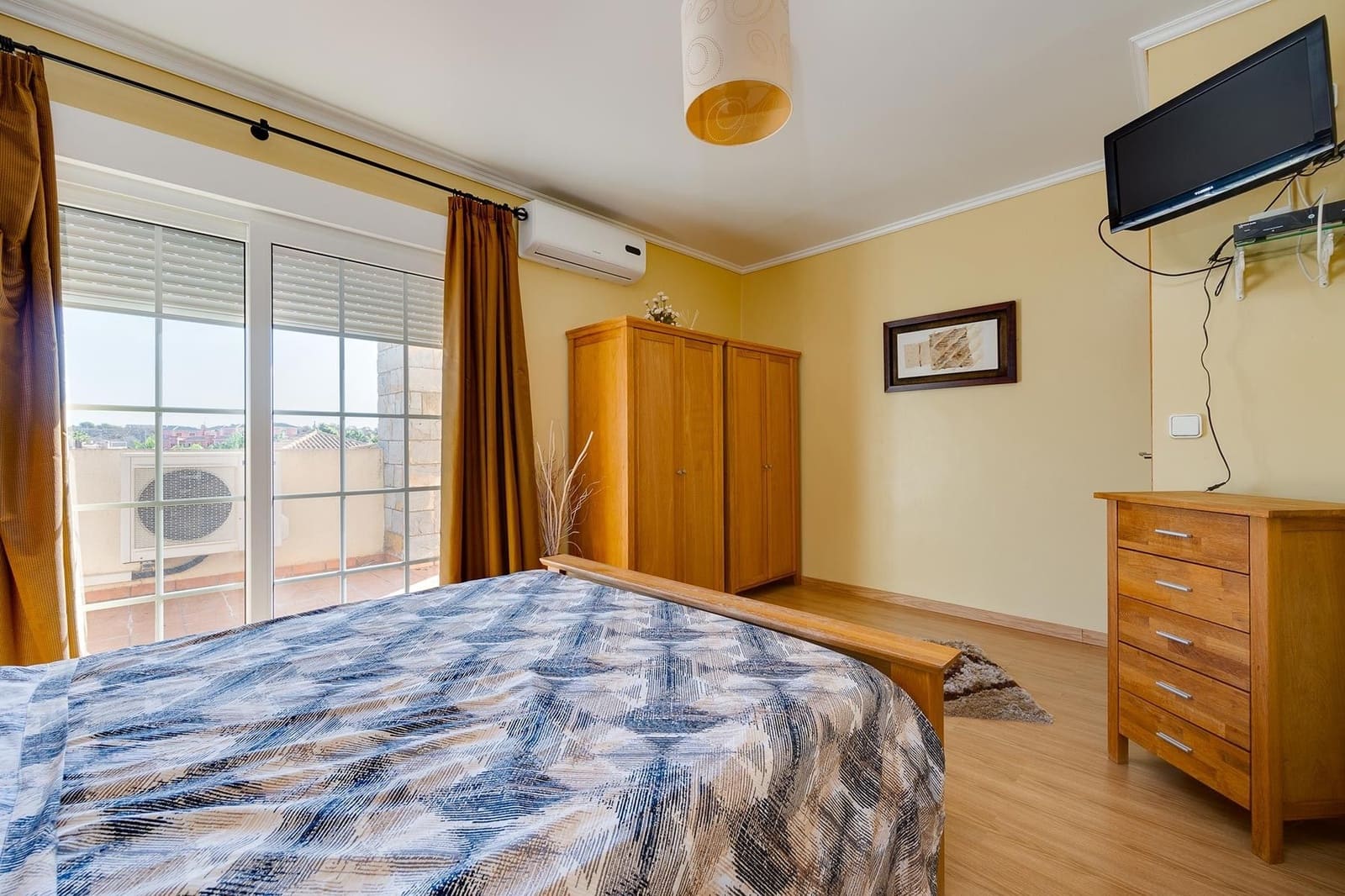 3 bedroom Villa for sale in Orihuela Costa with pool - € 550,000 (Ref: 9514349)