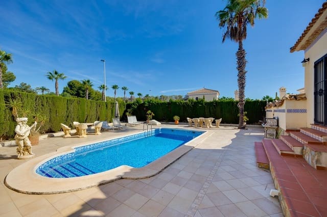 3 slaapkamer Villa te koop in Las Ramblas Golf, Orihuela met zwembad - € 550.000 (Ref: 9514349)