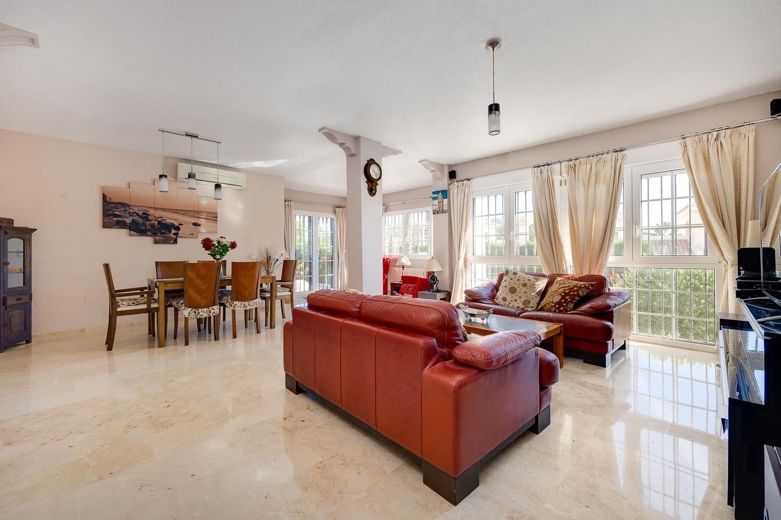 3 bedroom Villa for sale in Las Ramblas Golf with pool - € 550,000 (Ref: 9514349)
