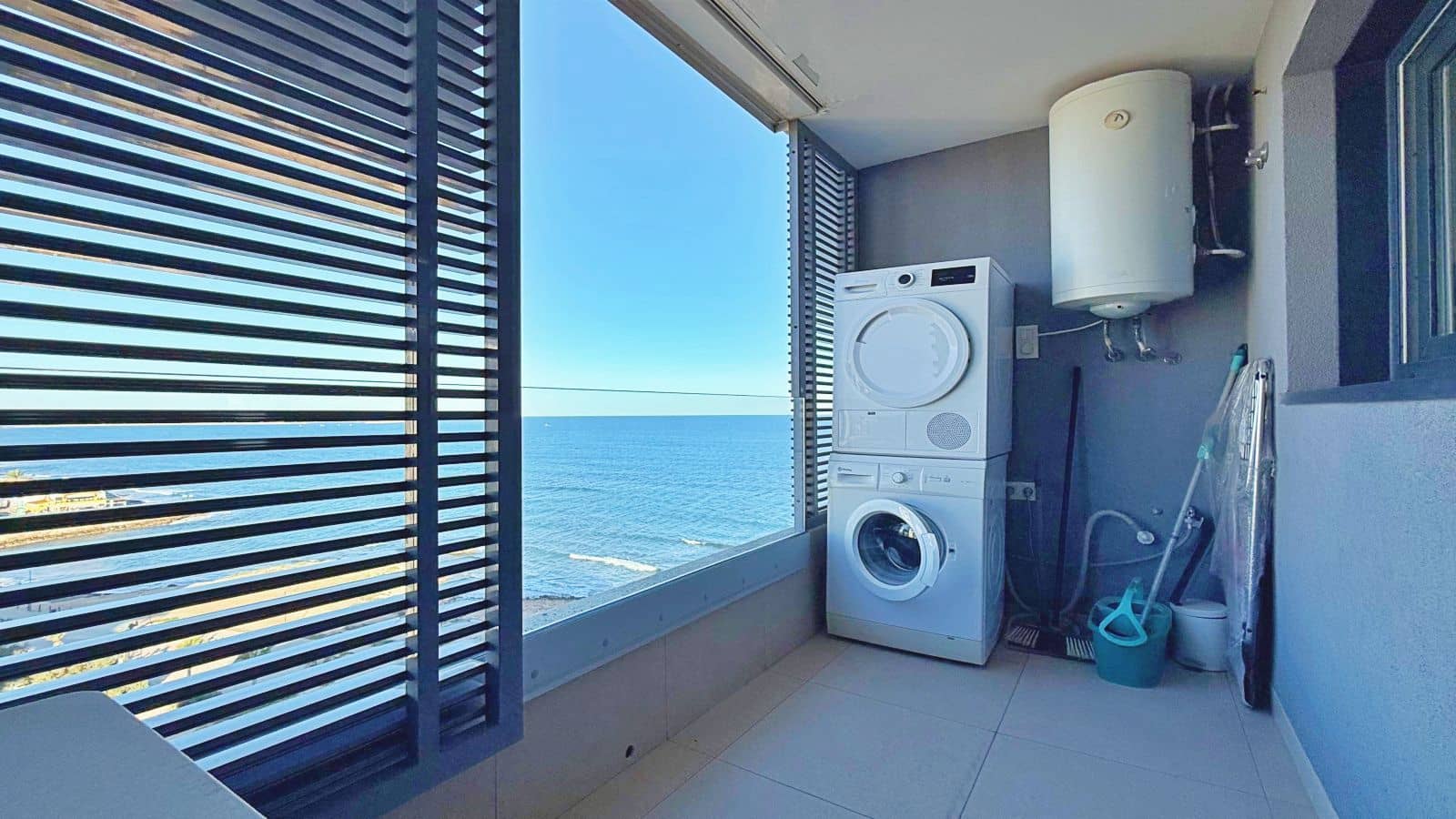 3 sovrum Takvåning till salu i Punta Prima - 765 000 € (Ref: 9514362)