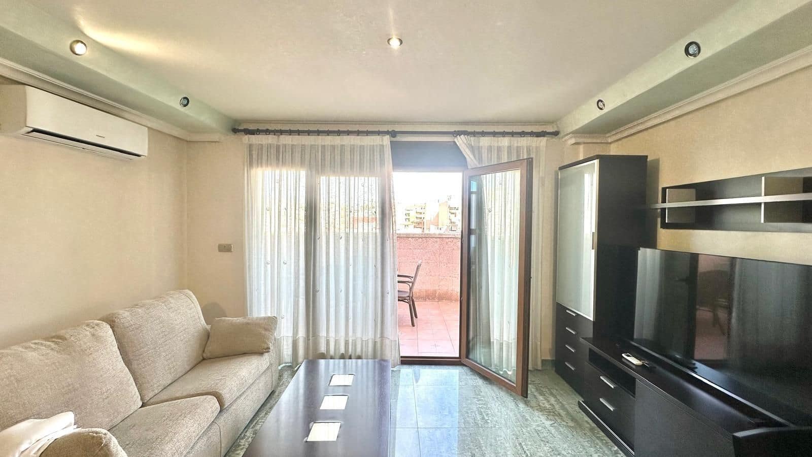 2 bedroom Penthouse for sale in Torrevieja - € 220,000 (Ref: 9514364)