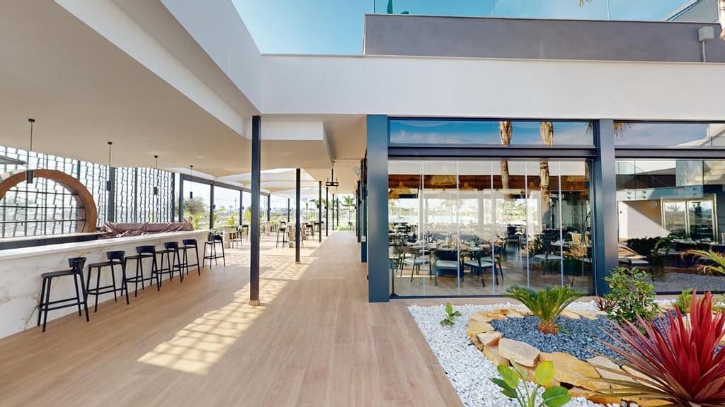 2 bedroom Apartment for sale in Los Alcazares - € 289,950 (Ref: 9514368)