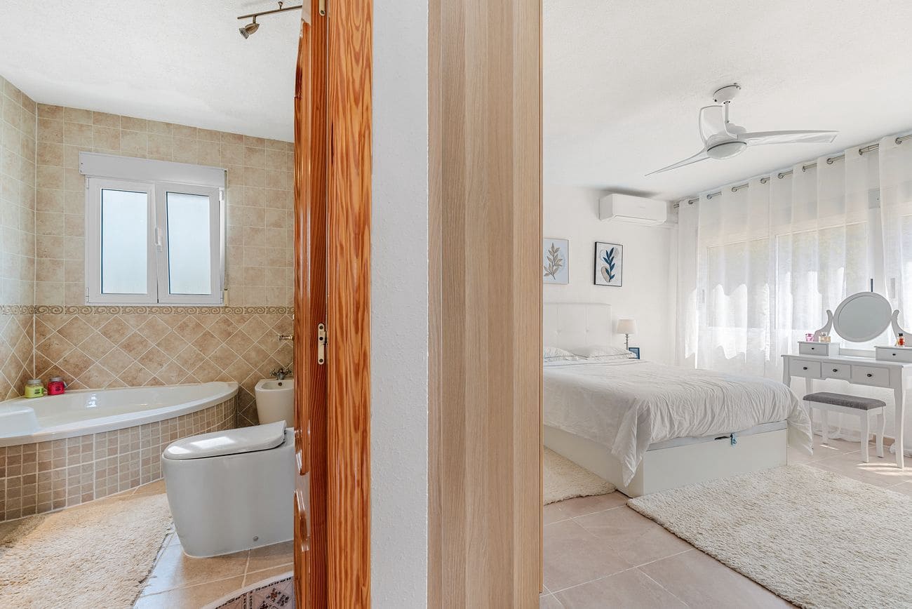 4 Zimmer Villa zu verkaufen in Pinar de Campoverde - 699.000 € (Ref: 9514369)