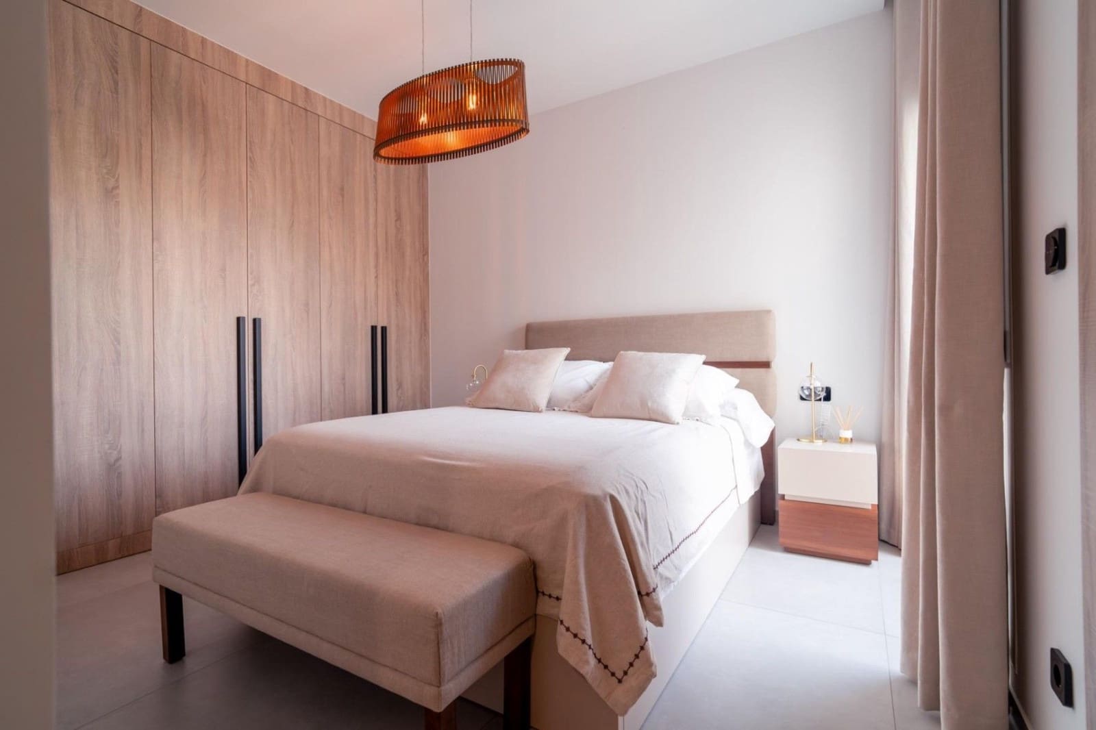 3 bedroom Villa for sale in Algorfa with garage - € 770,000 (Ref: 9514371)