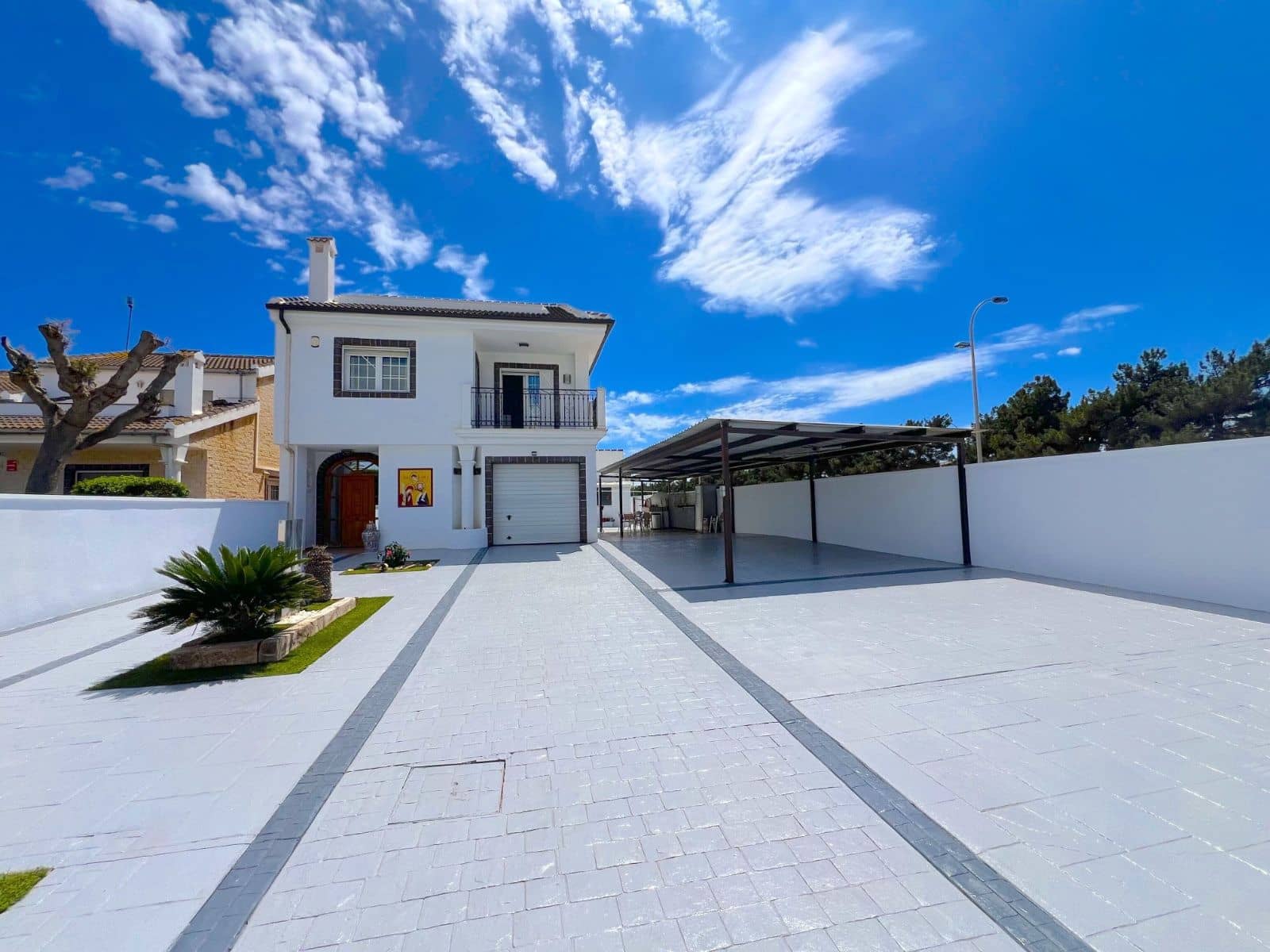 6 bedroom Villa for sale in San Javier - € 695,000 (Ref: 9514375)