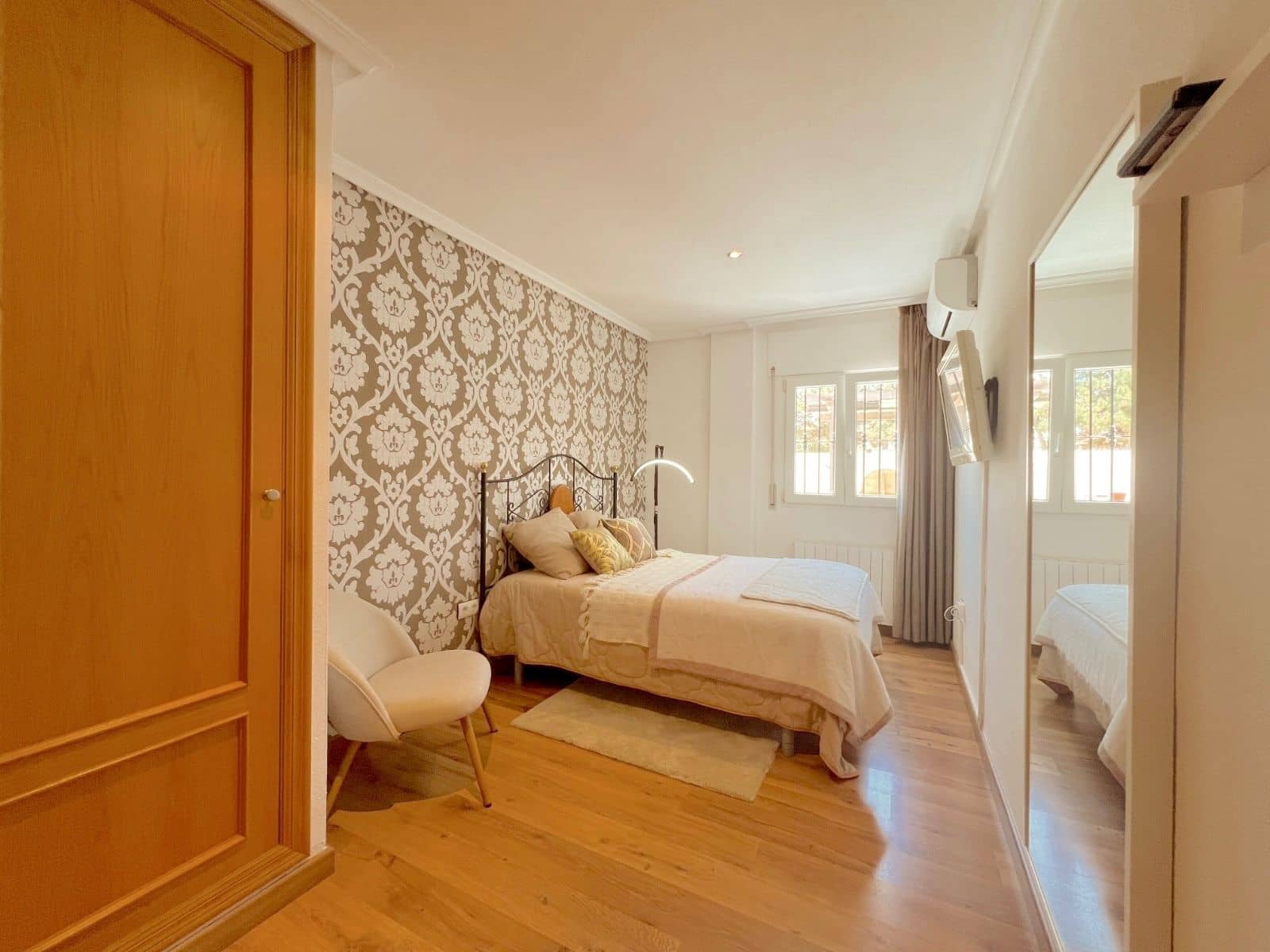 6 bedroom Villa for sale in San Javier - € 695,000 (Ref: 9514375)