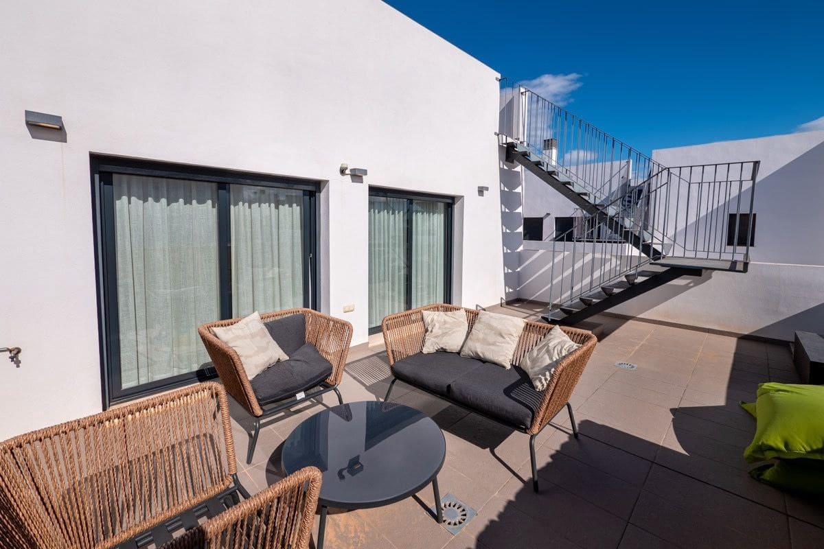 3 bedroom Villa for sale in Almoradi with pool - € 499,500 (Ref: 9514407)