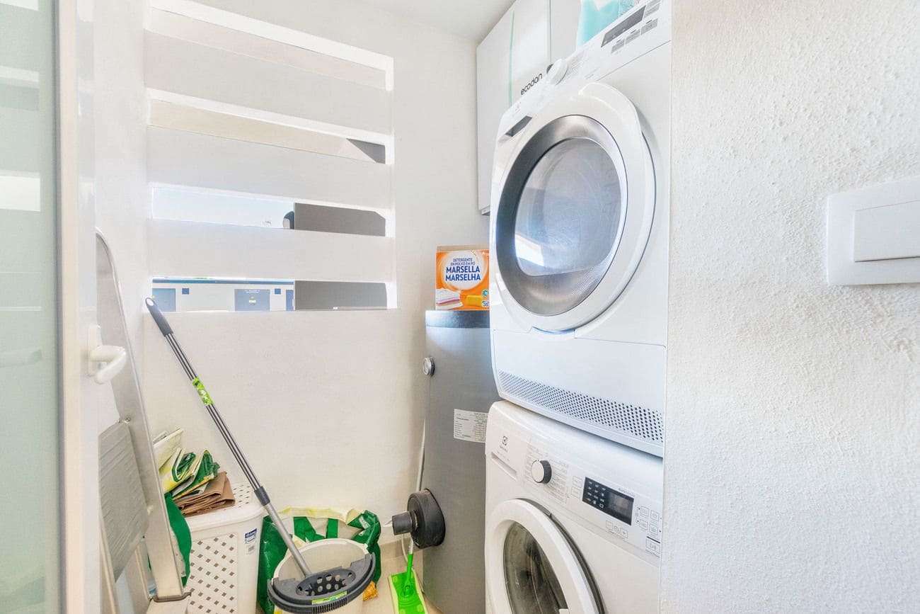 2 bedroom Apartment for sale in La Zenia with pool - € 395,000 (Ref: 9514408)