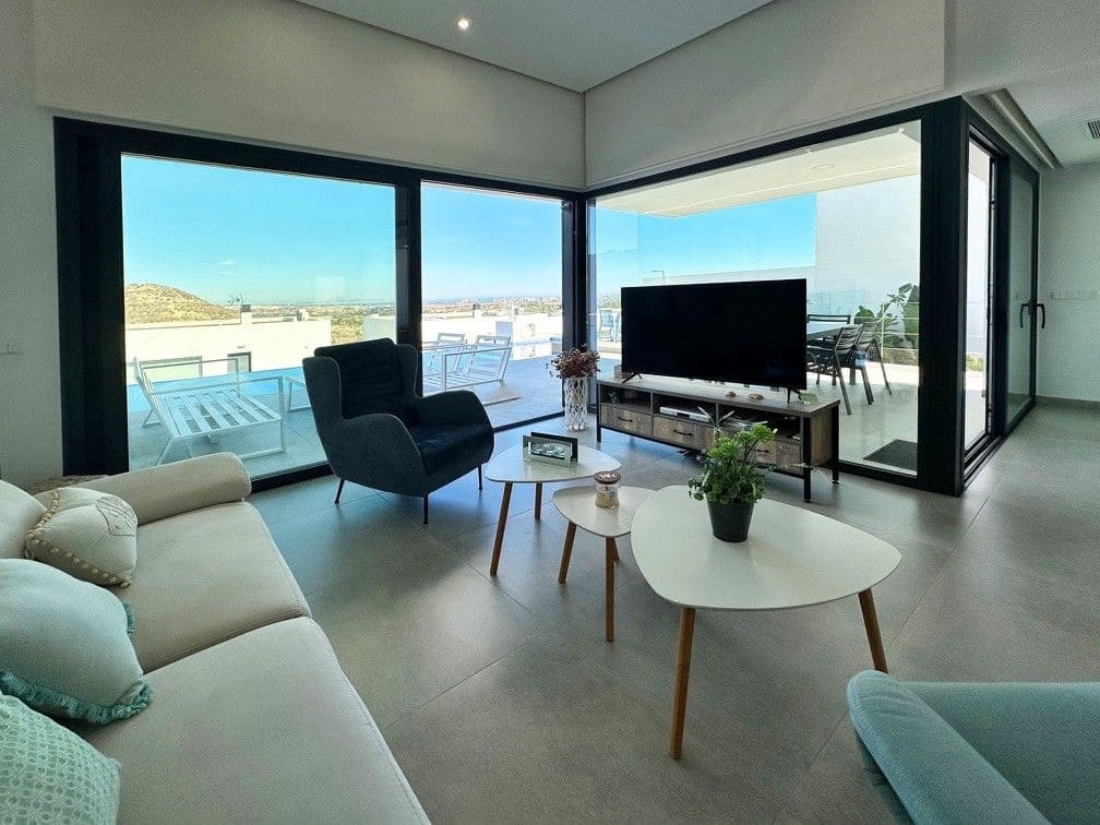 3 quarto Moradia para venda em Dona Pepa com piscina garagem - 620 000 € (Ref: 9514414)