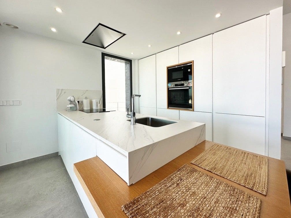 3 quarto Moradia para venda em Dona Pepa com piscina garagem - 620 000 € (Ref: 9514414)