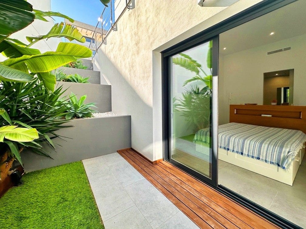 3 quarto Moradia para venda em Dona Pepa com piscina garagem - 620 000 € (Ref: 9514414)