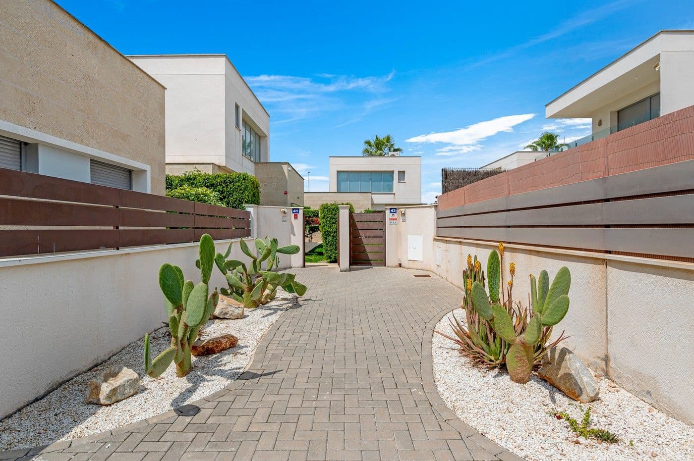 3 slaapkamer Villa te koop in Orihuela Costa - € 479.000 (Ref: 9514415)