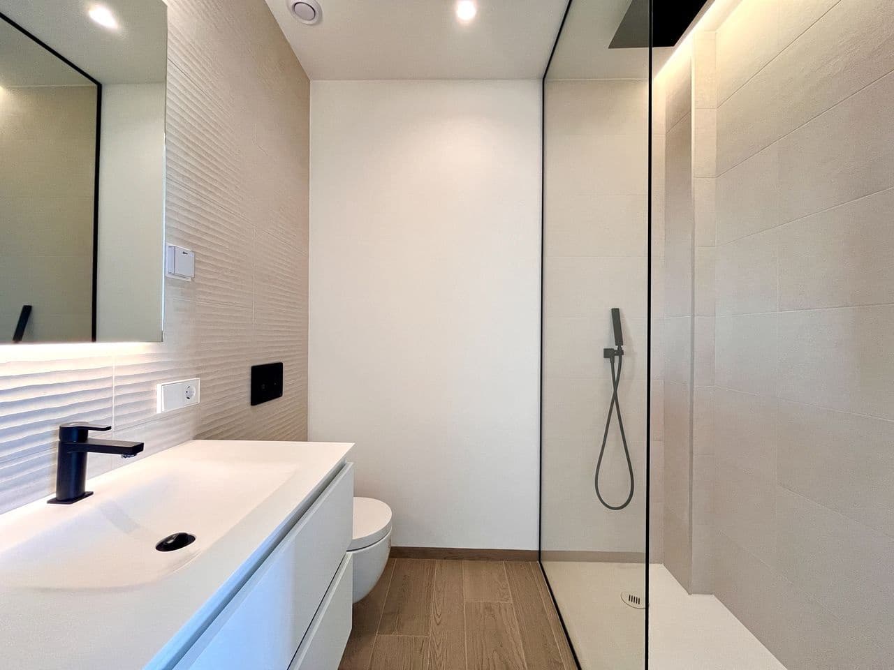 2 bedroom Apartment for sale in Las Colinas Golf with garage - € 464,950 (Ref: 9514442)