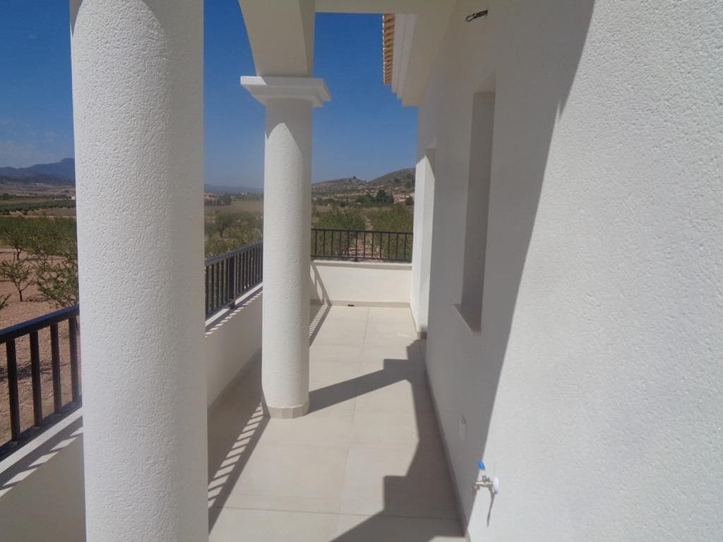 4 slaapkamer Villa te koop in Pinoso met zwembad - € 397.000 (Ref: 9514460)