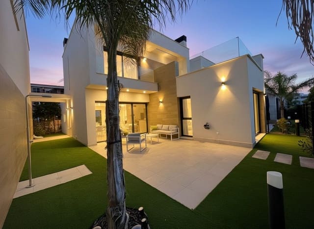 3 soveværelse Villa til salg i Los Alcázares - € 460.000 (Ref: 9514472)