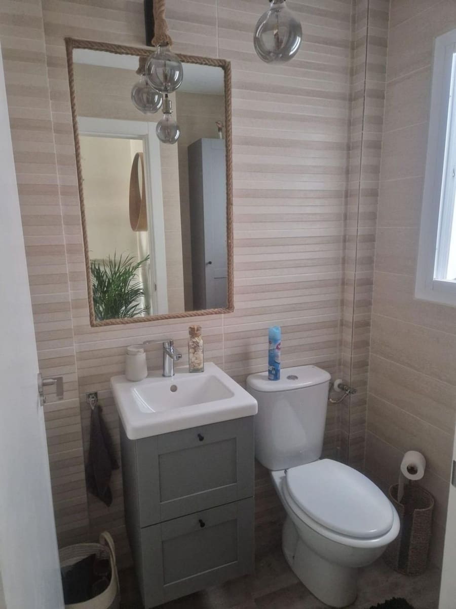 Apartamento de 3 habitaciones en Torrevieja en venta con piscina - 295.000 € (Ref: 9514492)