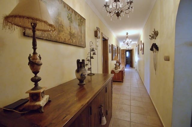 5 slaapkamer Villa te koop in Valverde, Elche / Elx met zwembad - € 620.000 (Ref: 9514506)