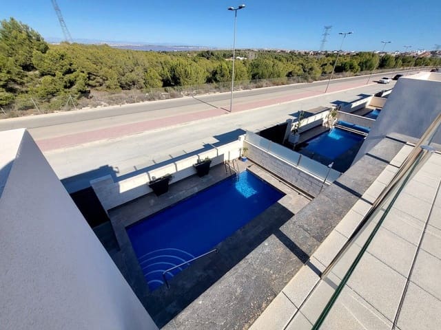 5 bedroom Villa for sale in Lomas de Cabo Roig - Los Dolses, Orihuela with pool - € 499,000 (Ref: 9514524)