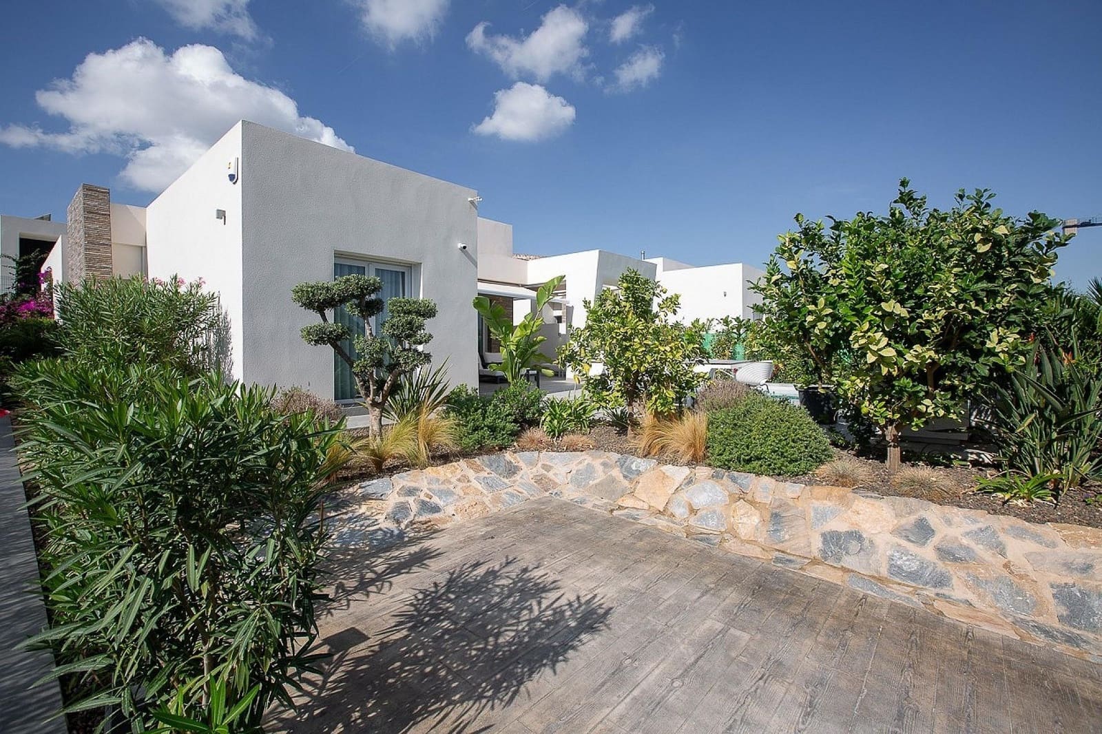 3 bedroom Villa for sale in Algorfa with pool - € 665,000 (Ref: 9514554)