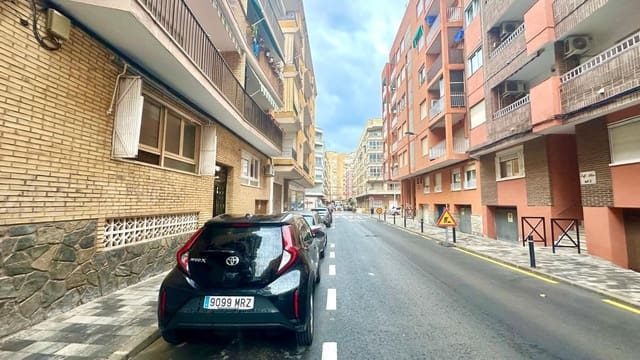 3 quarto Apartamento para venda em Centro, Torrevieja - 199 900 € (Ref: 9514557)